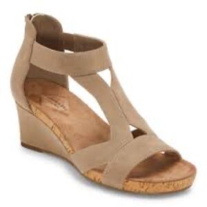 NEW-St. John’s Bat Women Taz Wedge Sandals